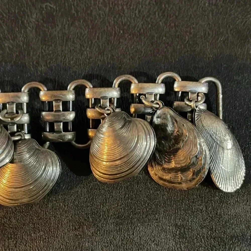 Napier rare 1960 seashell charm braclet - Picture 2 of 5